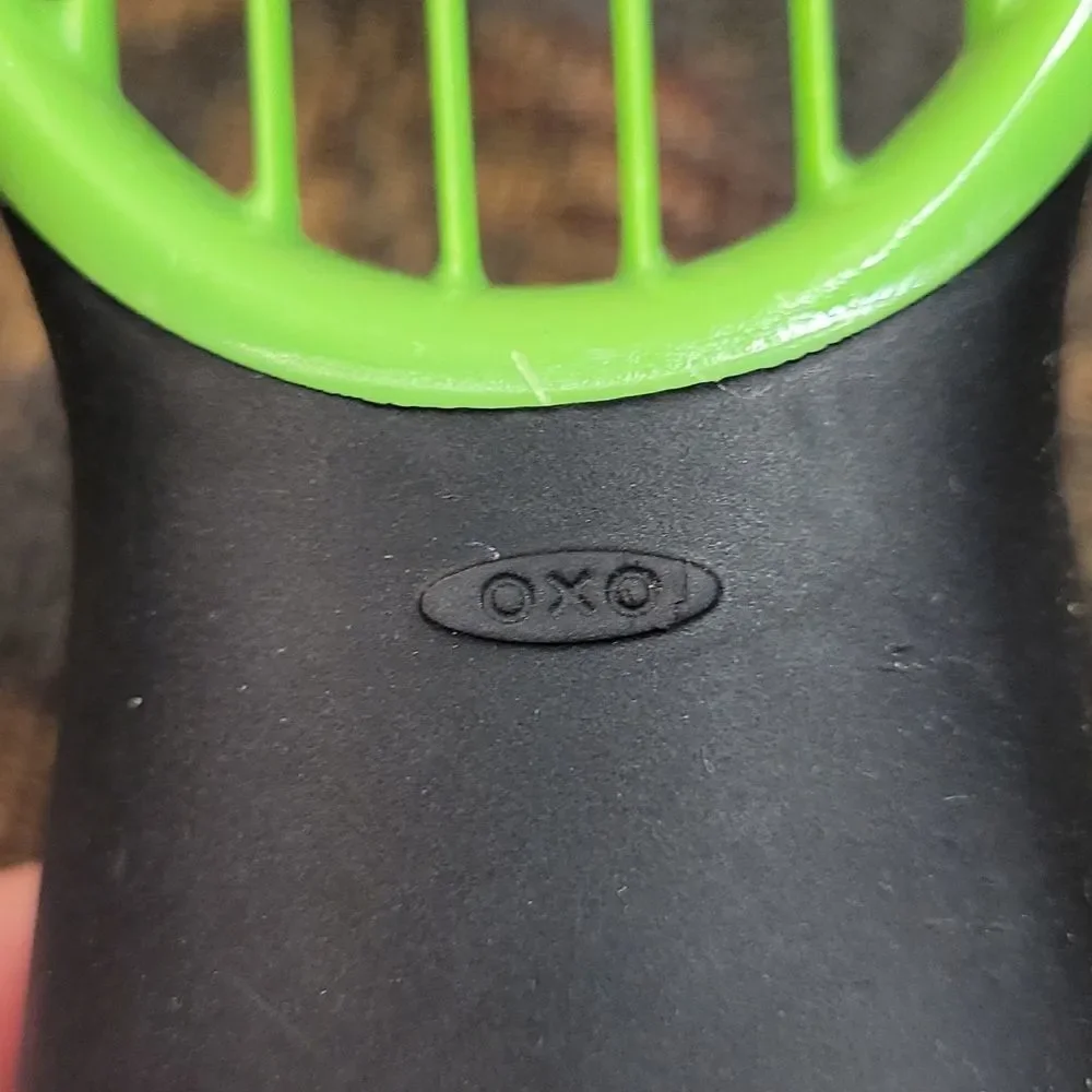 OXO Good Grips 3-in-1 Avocado Slicer #2